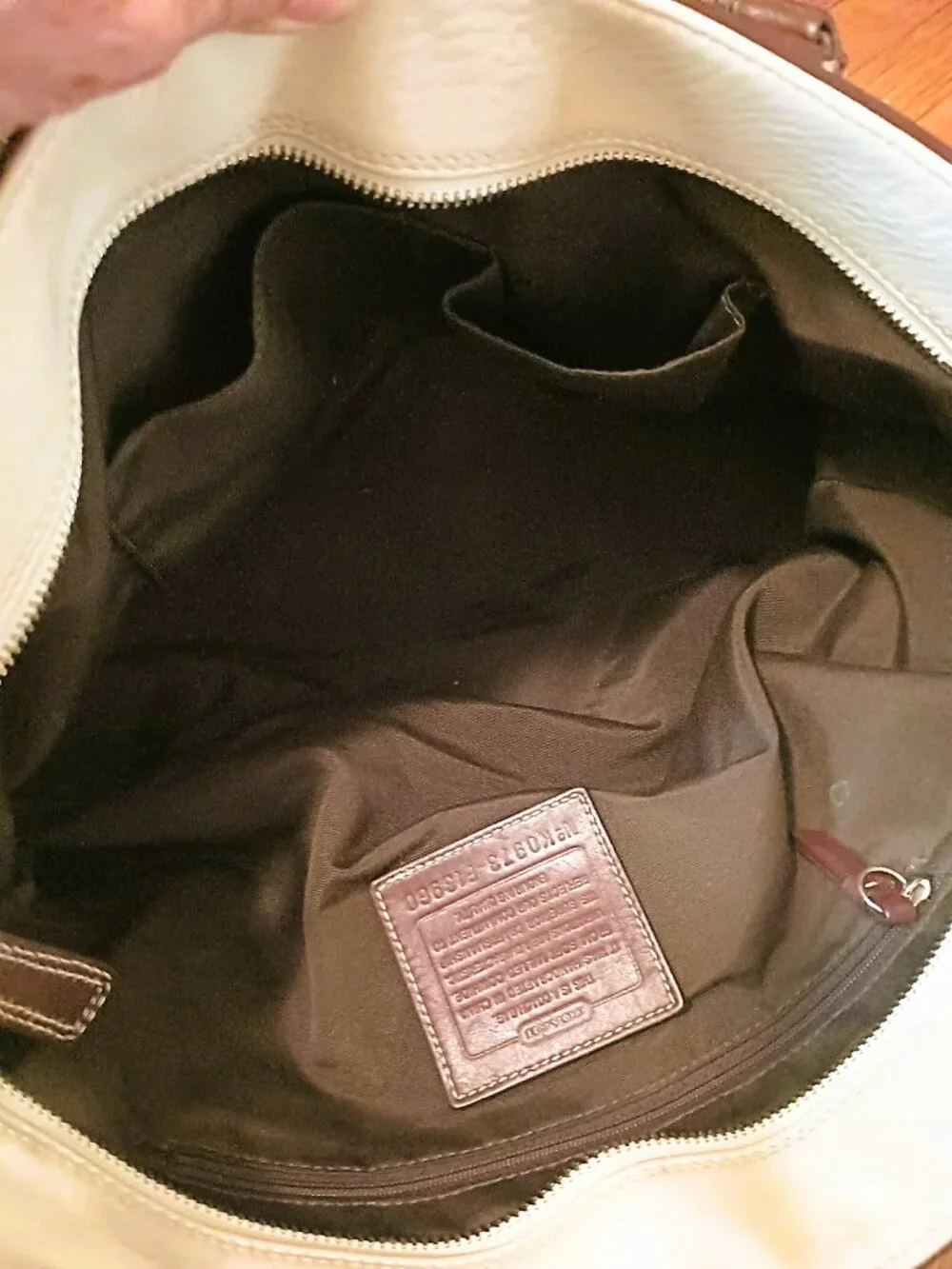 Coach legacy white